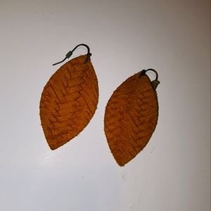 Mustard braided earrings